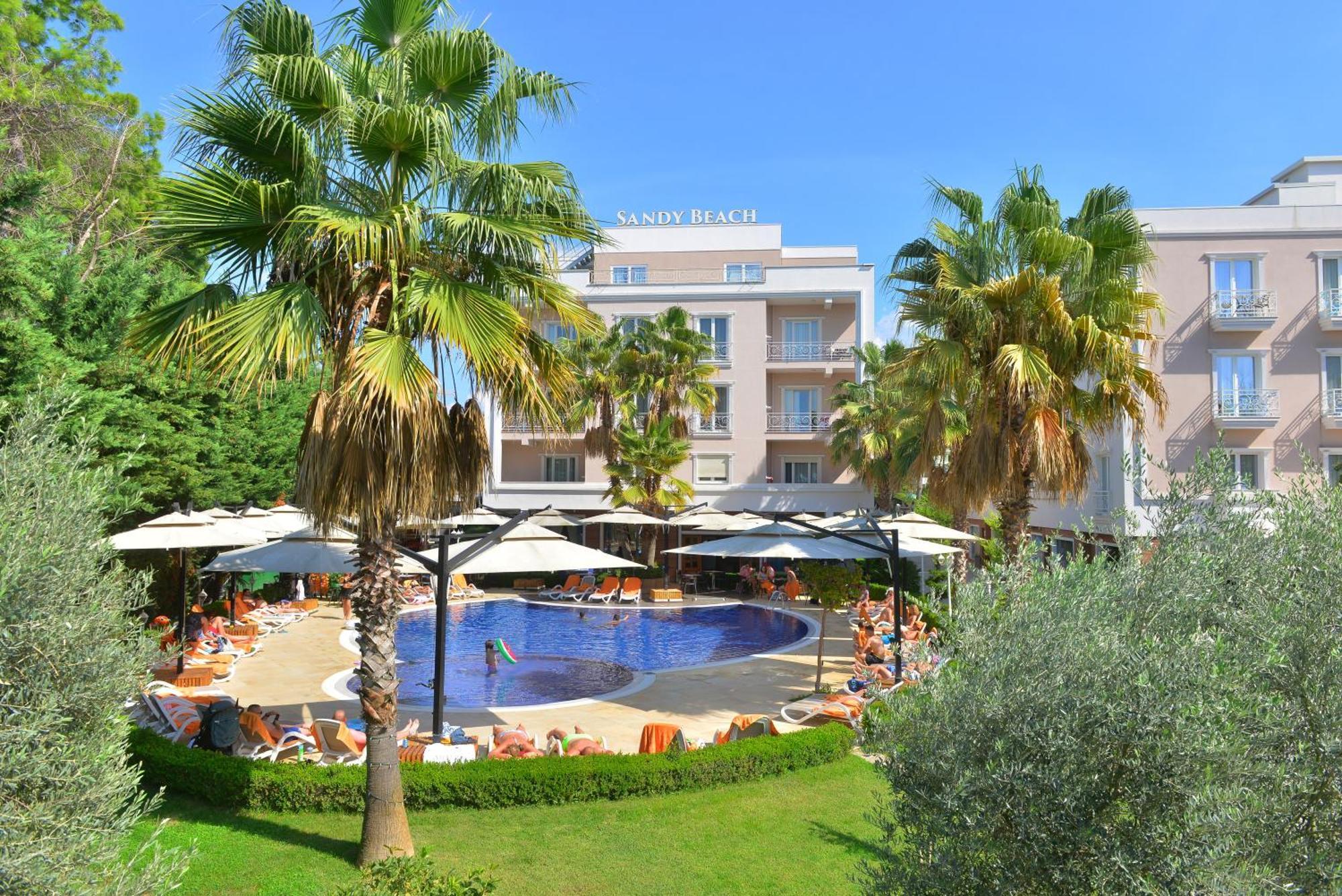 Sandy Beach Resort Golem  Exterior foto
