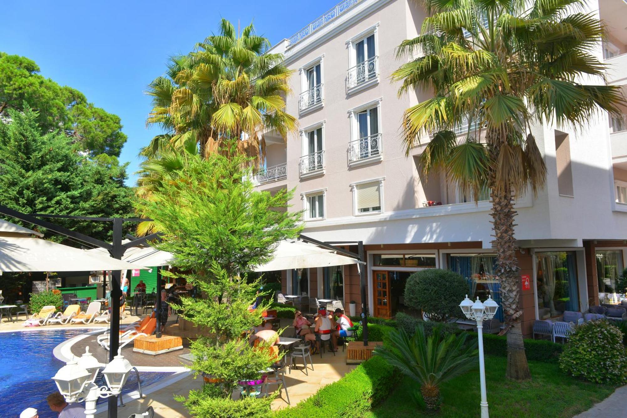 Sandy Beach Resort Golem  Exterior foto